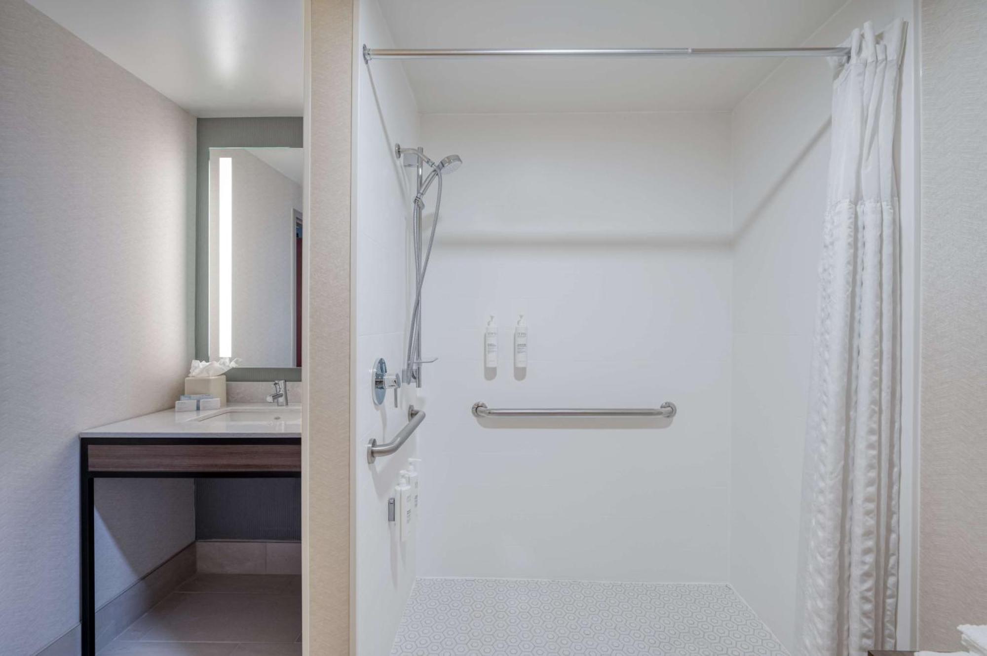 Hilton Garden Inn Clarksburg Eksteriør billede